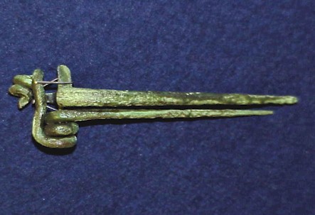 Stone thistle brooch