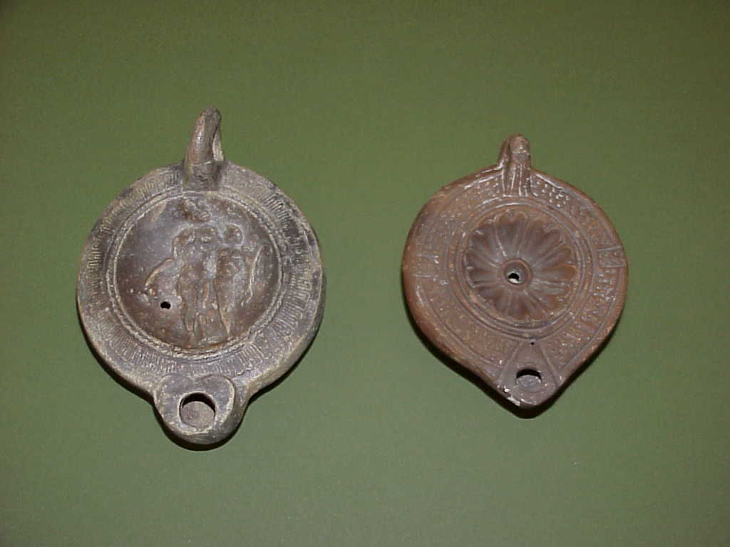 Pottery lamps.jpg (44623 bytes)